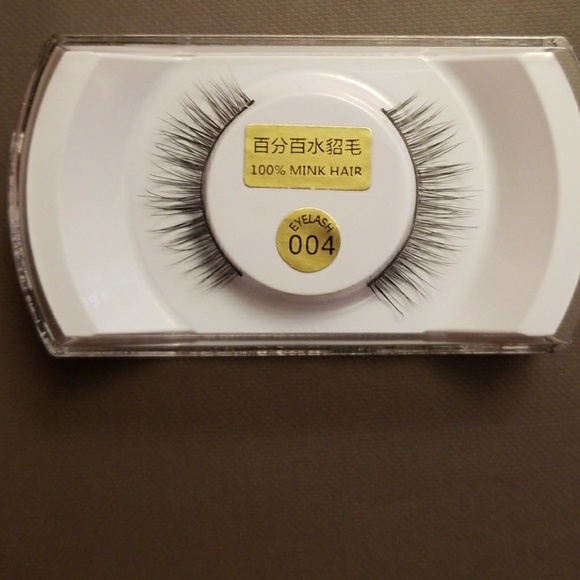 100% Mink Lashes! Strip lashes in multiple styles - Picture 5 of 6